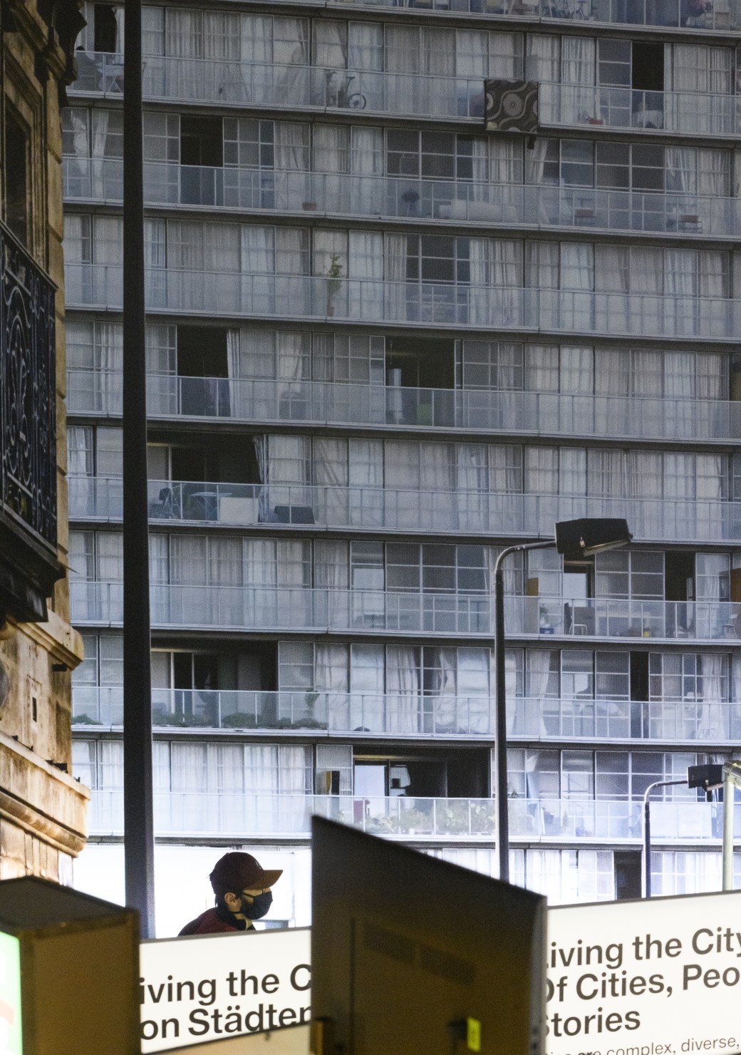 thegreeneyl ausstellungs design exhibition design living the city flughafen tempelhof berlin detail fotographie